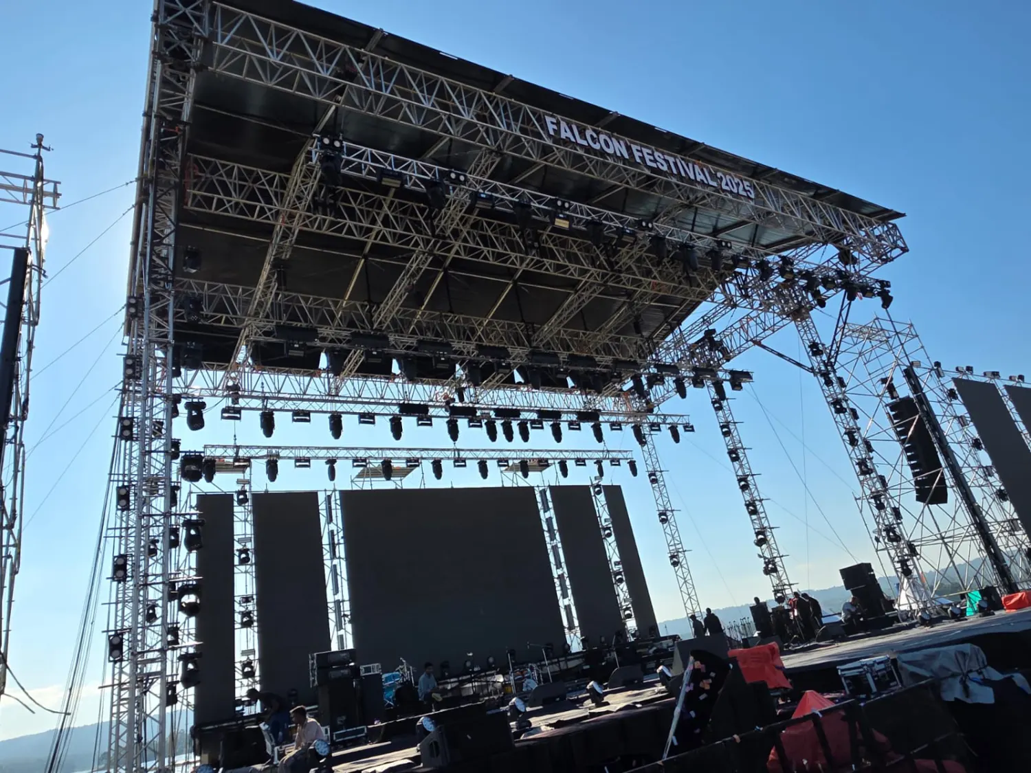 Outdoor stage production angle